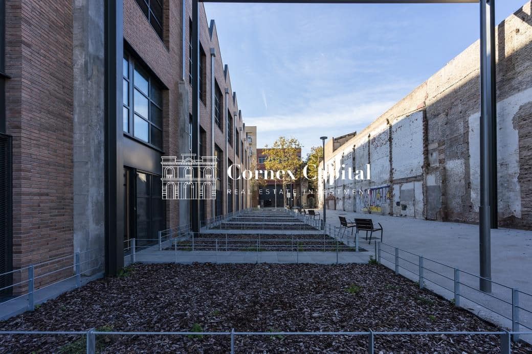 2 soveværelse Lejlighed til salg i Barcelona by - € 480.000 (Ref: 9433299)