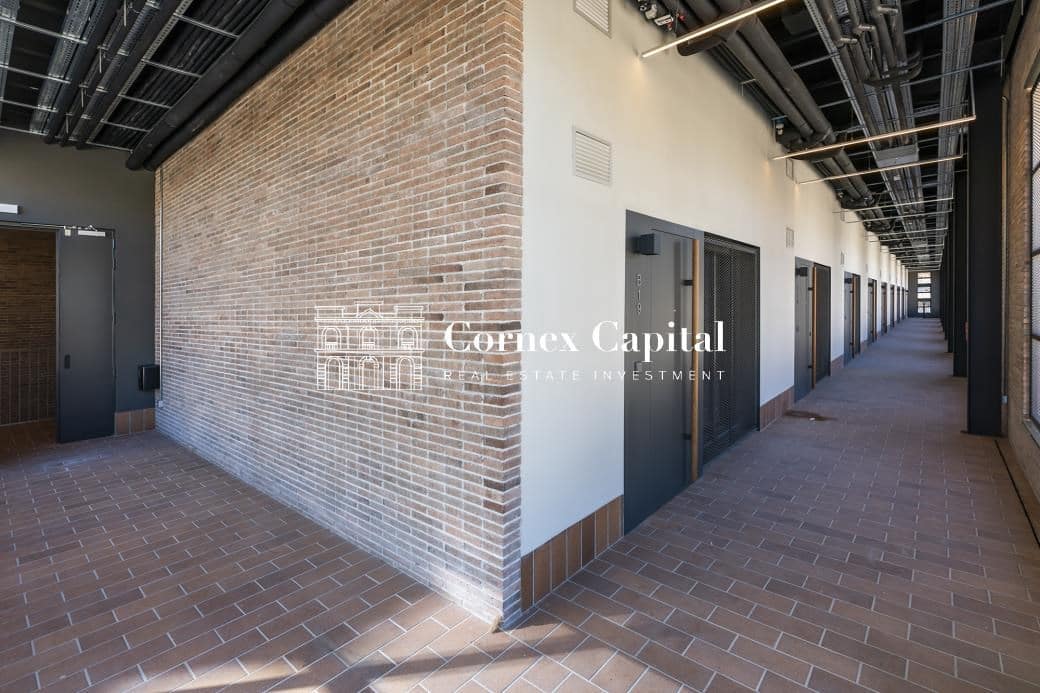 2 soveværelse Lejlighed til salg i Barcelona by - € 480.000 (Ref: 9433299)