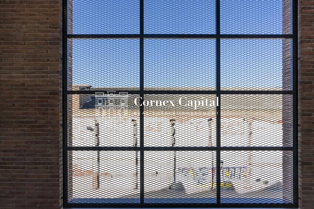 2 soveværelse Lejlighed til salg i Barcelona by - € 480.000 (Ref: 9433299)