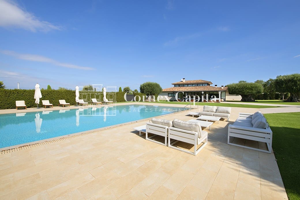 7 soverom Villa til salgs i Gualta med svømmebasseng garasje - € 3 690 000 (Ref: 9439685)