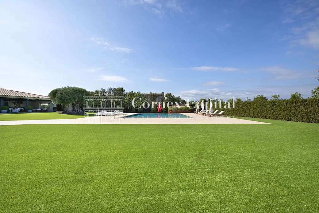 7 soverom Villa til salgs i Gualta med svømmebasseng garasje - € 3 690 000 (Ref: 9439685)