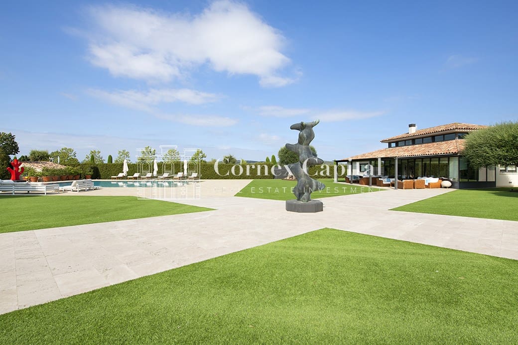 7 soverom Villa til salgs i Gualta med svømmebasseng garasje - € 3 690 000 (Ref: 9439685)