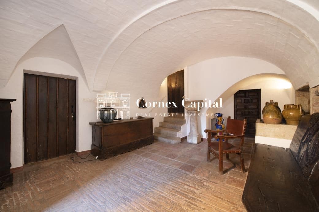 9 soveværelse Finca/Landehus til salg i Forallac med swimmingpool garage - € 2.300.000 (Ref: 9450999)