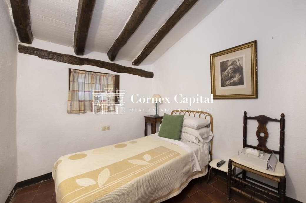 9 soveværelse Finca/Landehus til salg i Forallac med swimmingpool garage - € 2.300.000 (Ref: 9450999)