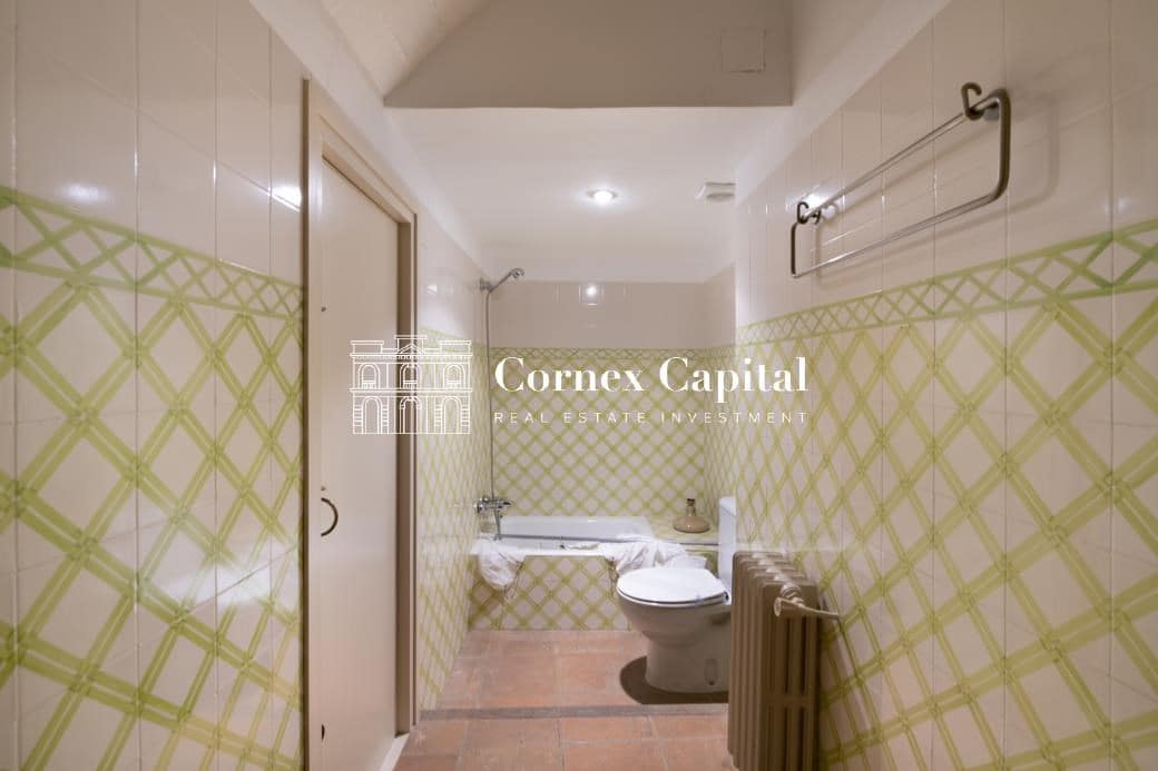 9 soveværelse Finca/Landehus til salg i Forallac med swimmingpool garage - € 2.300.000 (Ref: 9450999)