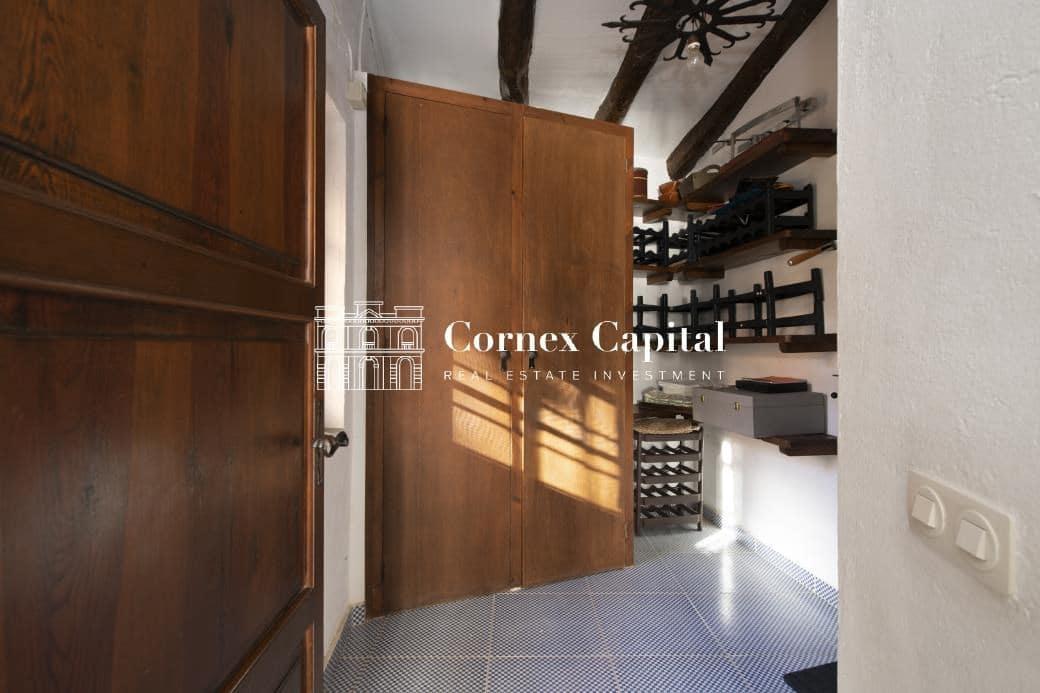 9 soveværelse Finca/Landehus til salg i Forallac med swimmingpool garage - € 2.300.000 (Ref: 9450999)