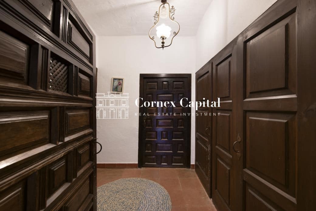 9 soveværelse Finca/Landehus til salg i Forallac med swimmingpool garage - € 2.300.000 (Ref: 9450999)