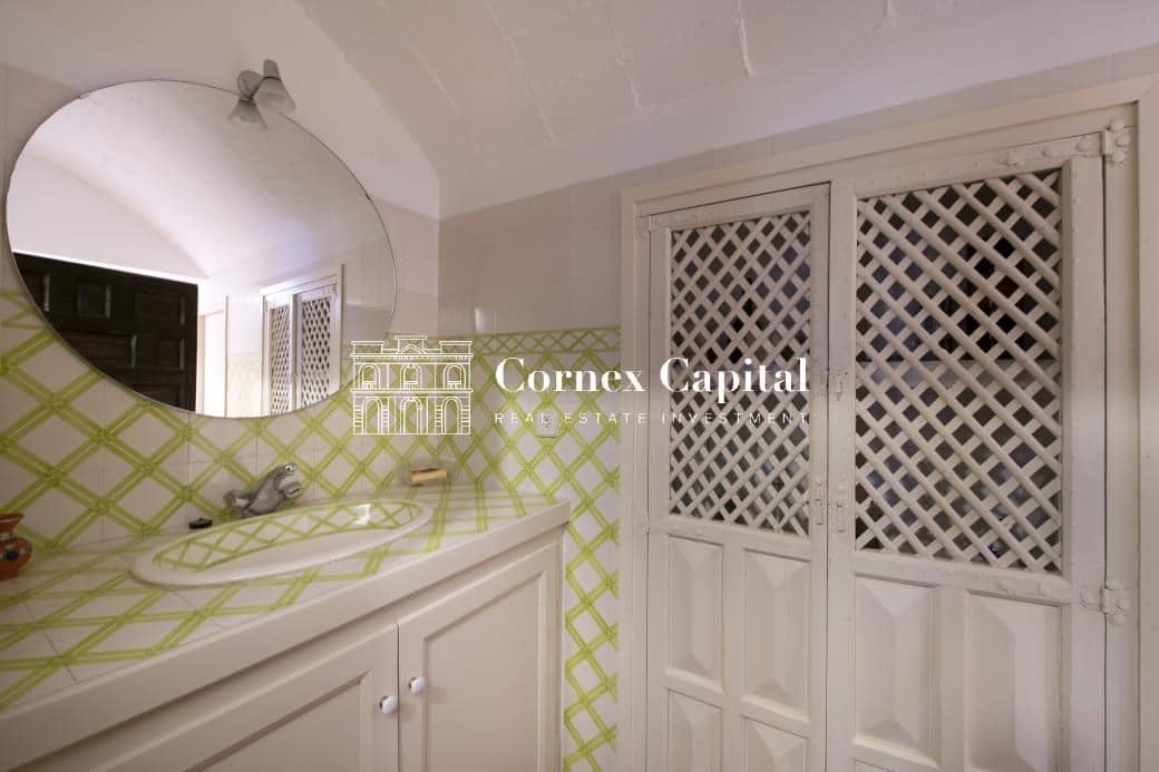 9 soveværelse Finca/Landehus til salg i Forallac med swimmingpool garage - € 2.300.000 (Ref: 9450999)