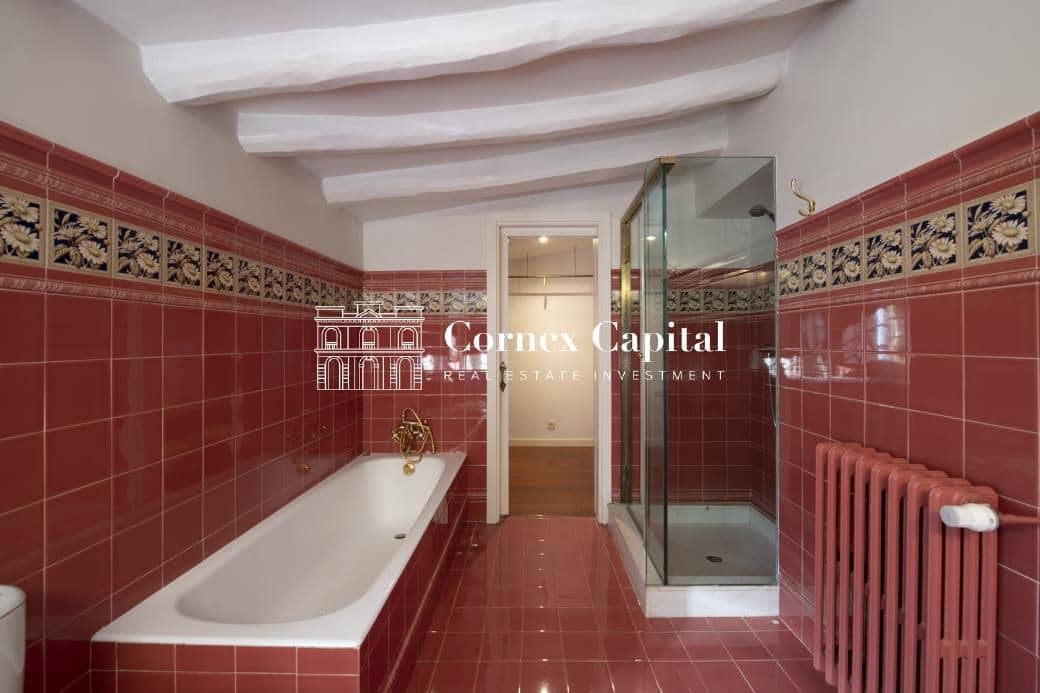 9 soveværelse Finca/Landehus til salg i Forallac med swimmingpool garage - € 2.300.000 (Ref: 9450999)