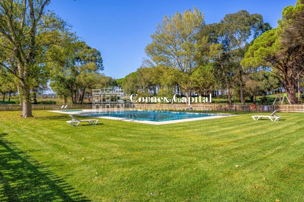 4 bedroom Apartment for rent in Gualta with pool garage - € 2,500 (Ref: 9451806)