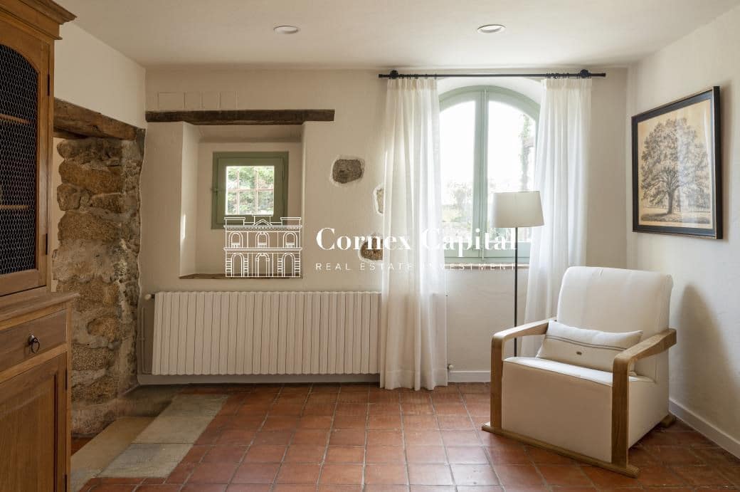 Finca/Casa Rural de 5 habitaciones en Mont-ras en alquiler con piscina - 6.500 € (Ref: 9470345)