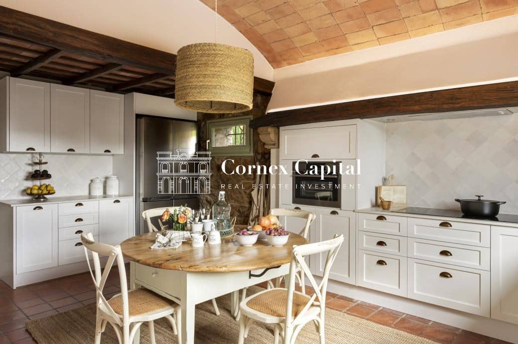 Finca/Casa Rural de 5 habitaciones en Mont-ras en alquiler con piscina - 6.500 € (Ref: 9470345)