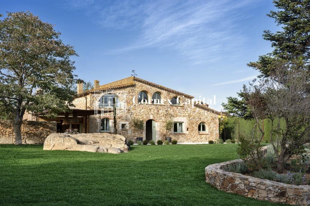 Finca/Casa Rural de 5 habitaciones en Mont-ras en alquiler con piscina - 6.500 € (Ref: 9470345)