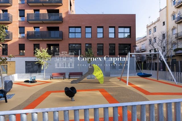 Autotalli myytävänä paikassa L'Hospitalet de Llobregat - 25 500 € (Ref: 9474014)