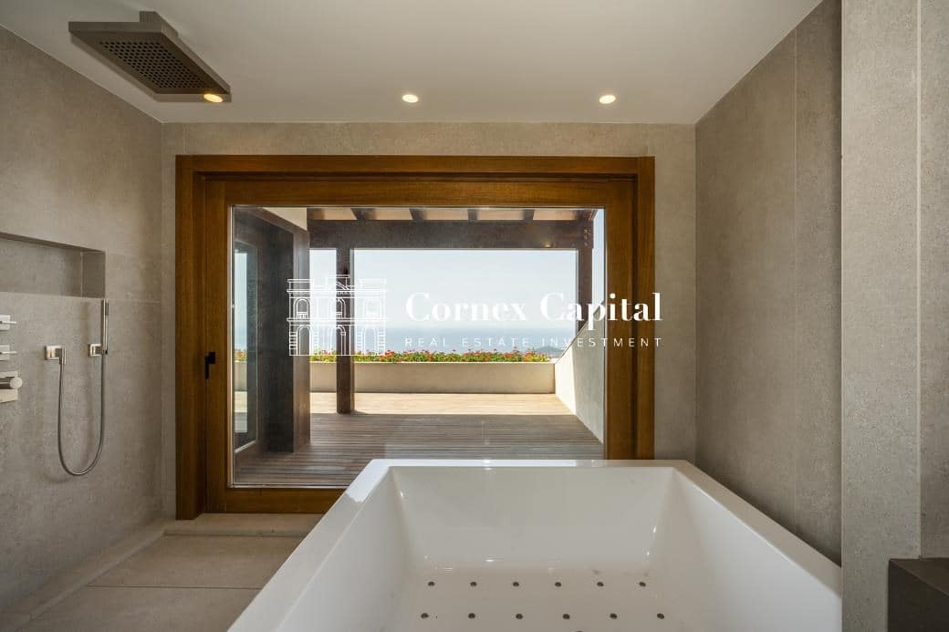 9 slaapkamer Villa te koop in Sant Andreu de Llavaneres met zwembad garage - € 17.000.000 (Ref: 9491144)