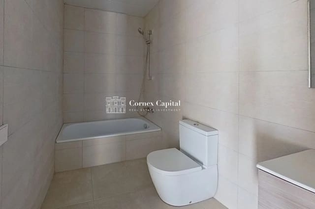 3 soveværelse Lejlighed til salg i L'Hospitalet de Llobregat med swimmingpool - € 480.000 (Ref: 9518783)