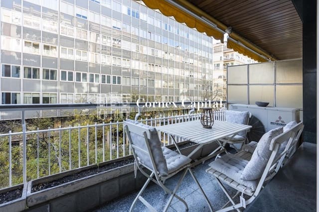 5 Zimmer Apartment zu vermieten in Sant Gervasi - Galvany, Barcelona Stadt mit Garage - 4.700 € (Ref: 9547605)