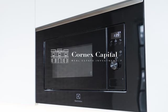 2 sovrum Lägenhet att hyra i El Poblenou, Barcelona stad - 2 600 € (Ref: 9551072)