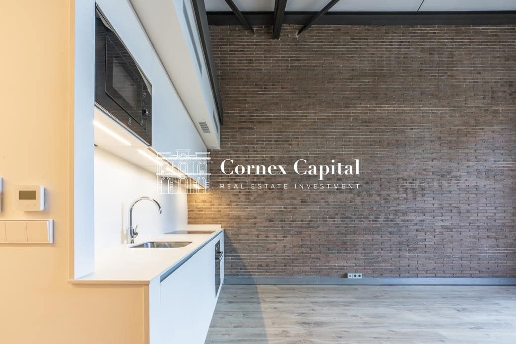 2 sovrum Lägenhet att hyra i Barcelona stad - 2 600 € (Ref: 9551072)