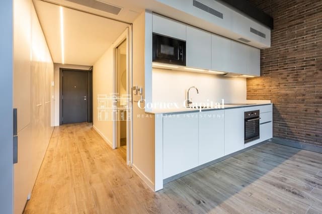 2 sovrum Lägenhet att hyra i El Poblenou, Barcelona stad - 2 600 € (Ref: 9551072)