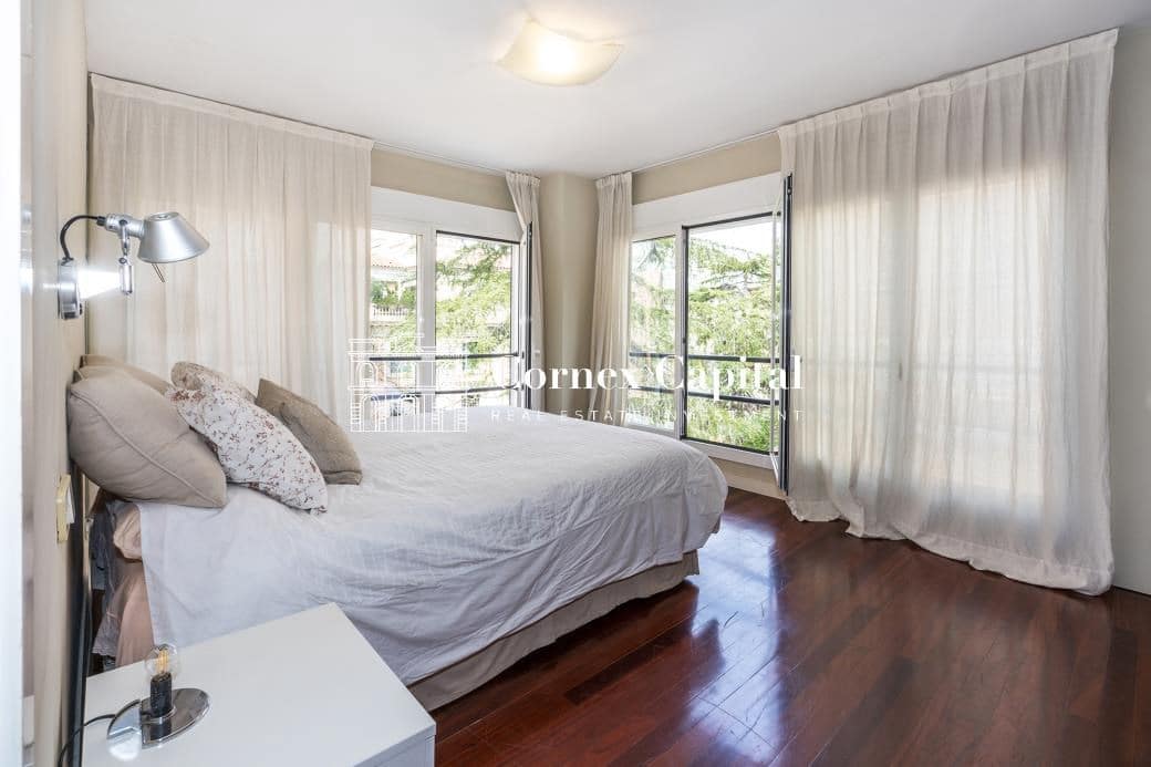 4 slaapkamer Appartement te koop in Barcelona stad met zwembad garage - € 1.850.000 (Ref: 9574468)