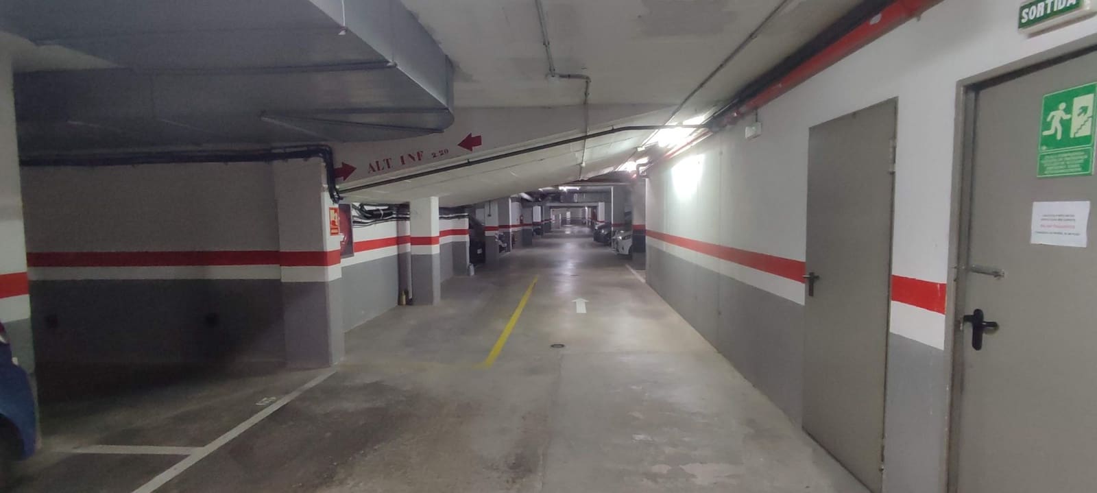 Garage for sale in Barcelona city - € 14,500 (Ref: 9607607)