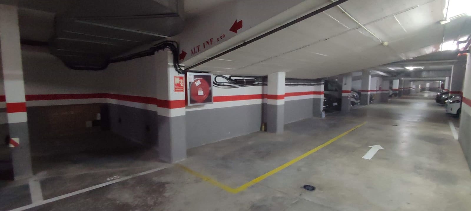 Garage til salg i Barcelona by - € 13.000 (Ref: 9607607)