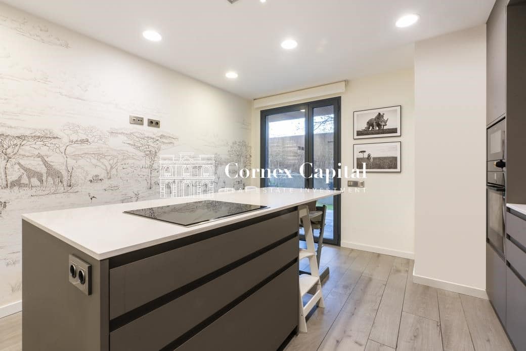 3 bedroom Apartment for sale in Esplugues de Llobregat with pool garage - € 1,550,000 (Ref: 9615225)