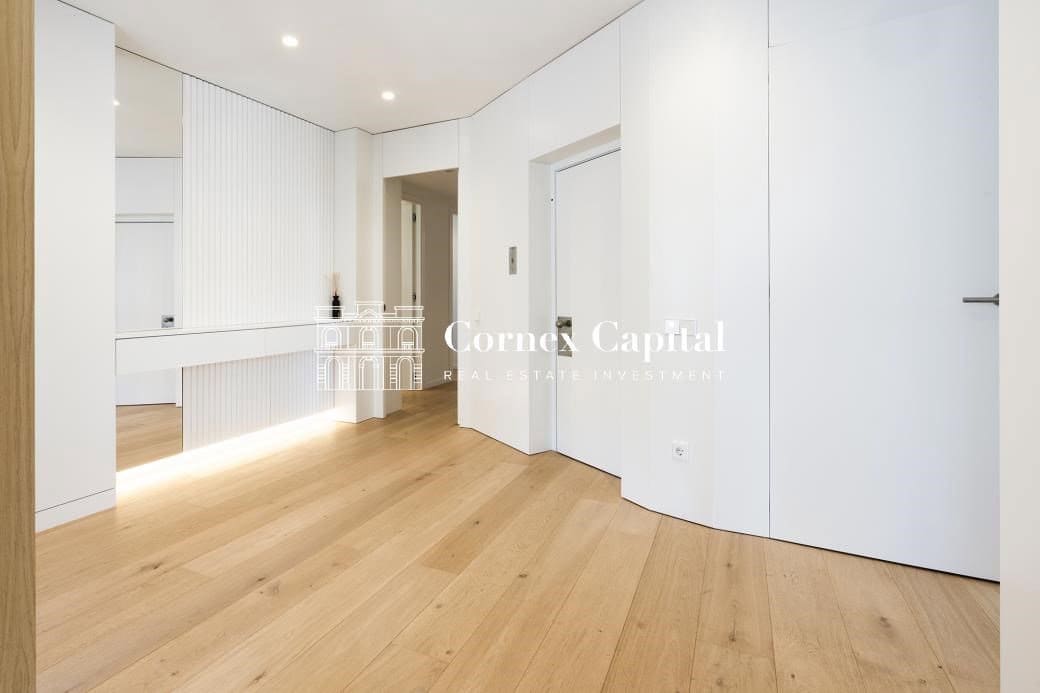 5 sypialnia Apartament na sprzedaż w Miasto Barcelona z basenem garażem - 2 700 000 € (Ref: 9615226)