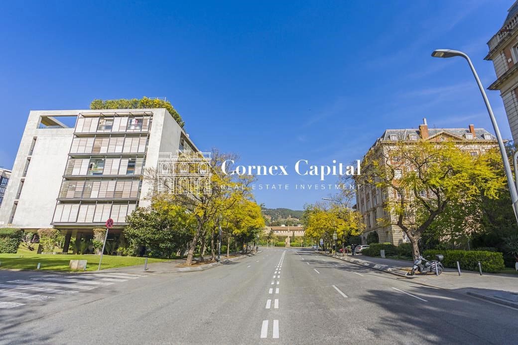 5 sypialnia Apartament na sprzedaż w Miasto Barcelona z basenem garażem - 2 700 000 € (Ref: 9615226)
