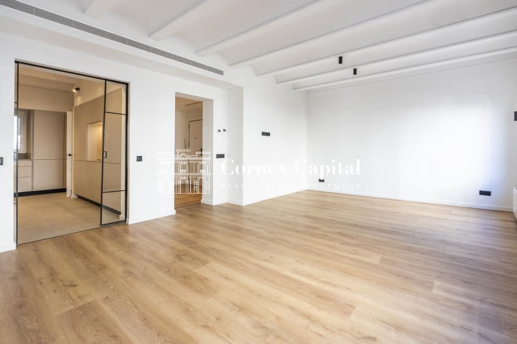 4 bedroom Apartment for sale in Barcelona city - € 1,250,000 (Ref: 9615227)