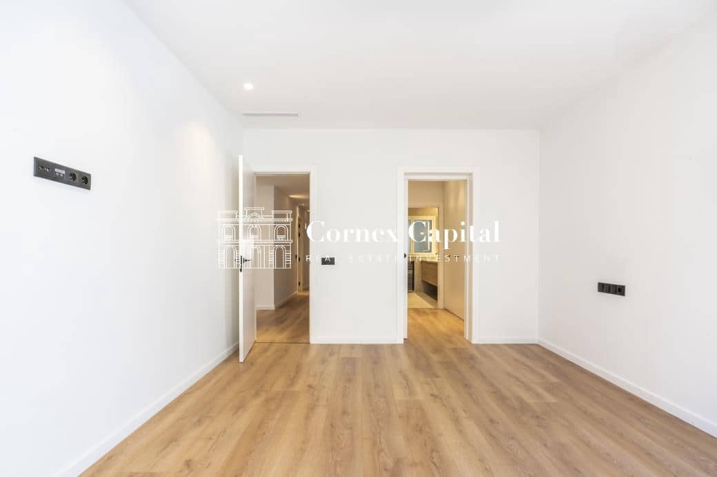 4 bedroom Apartment for sale in Barcelona city - € 1,250,000 (Ref: 9615227)