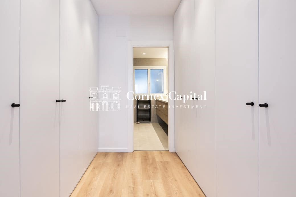 4 bedroom Apartment for sale in Barcelona city - € 1,250,000 (Ref: 9615227)