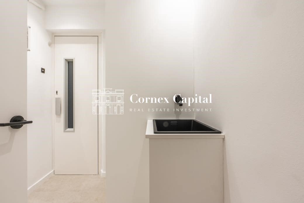 4 bedroom Apartment for sale in Barcelona city - € 1,250,000 (Ref: 9615227)