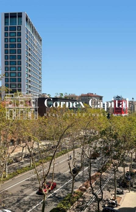 3 soveværelse Lejlighed til salg i Barcelona by - € 1.800.000 (Ref: 9619065)