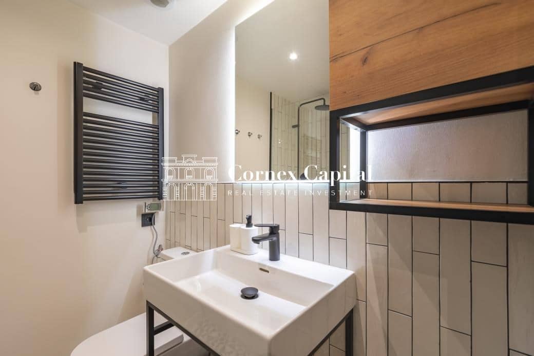 2 soveværelse Lejlighed til salg i Barcelona by - € 431.000 (Ref: 9619066)