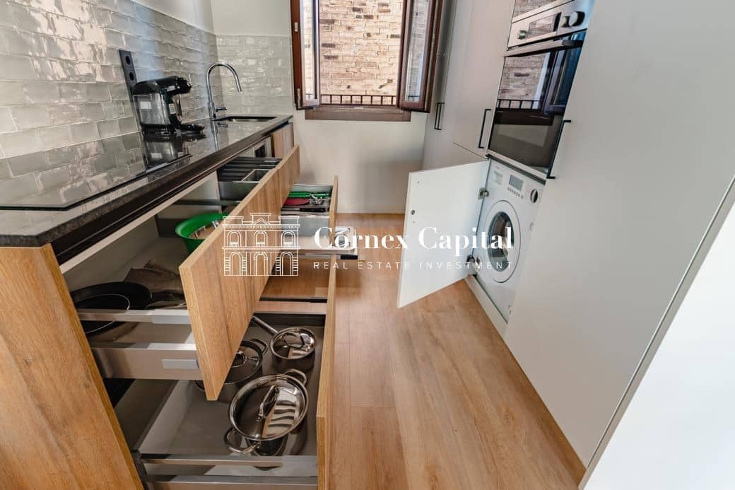 2 soveværelse Lejlighed til salg i Barcelona by - € 577.000 (Ref: 9619068)