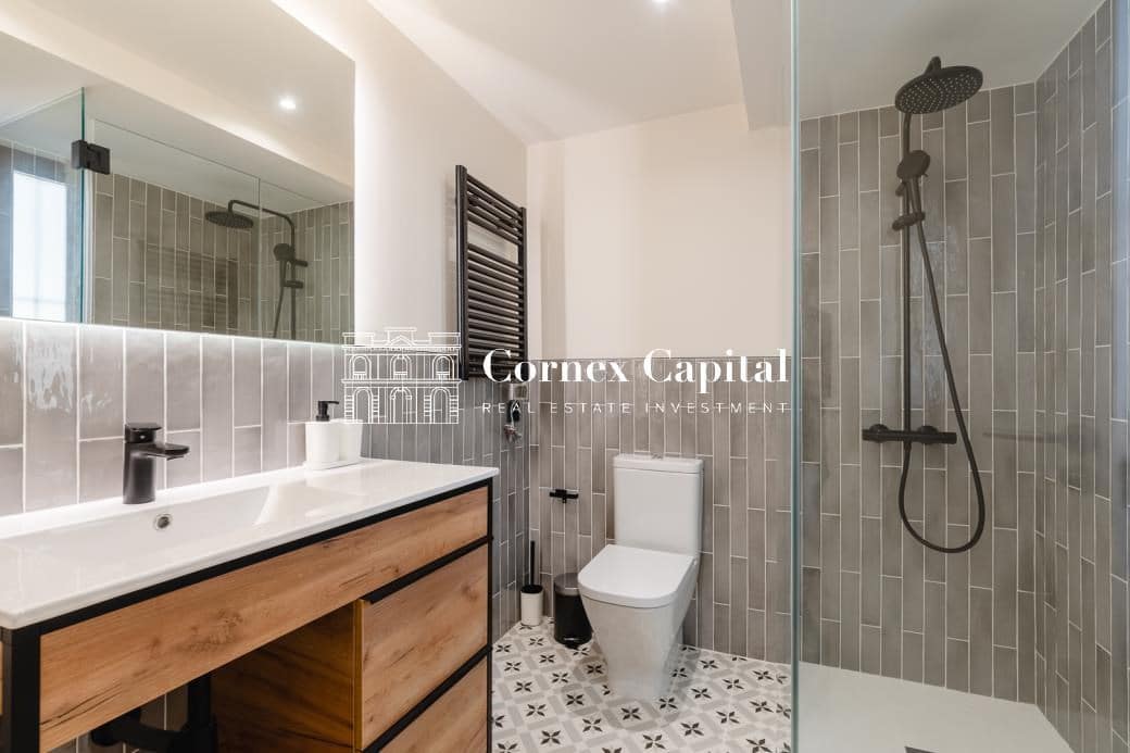 2 soveværelse Lejlighed til salg i Barcelona by - € 577.000 (Ref: 9619068)