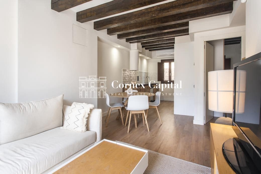 2 bedroom Apartment for sale in Barcelona city - € 577,000 (Ref: 9619068)