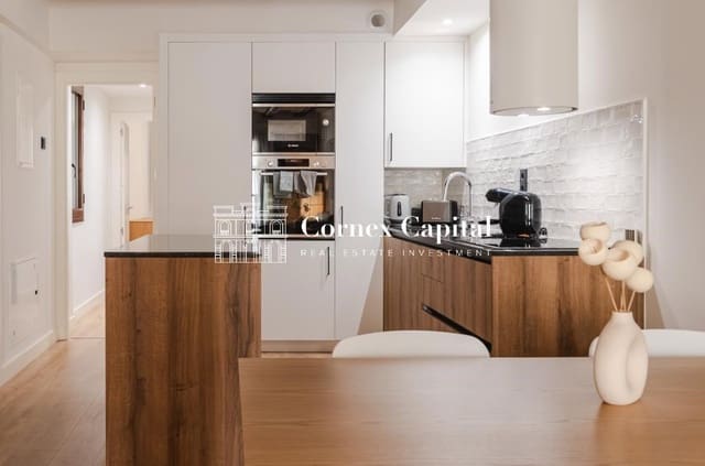 2 quarto Apartamento para venda em Ciutat Vella, Barcelona cidade com garagem - 361 000 € (Ref: 9619071)