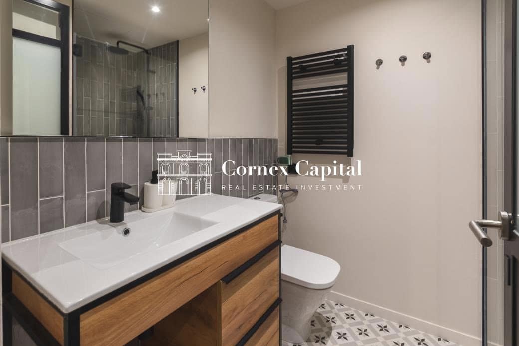 2 slaapkamer Appartement te koop in Barcelona stad met garage - € 361.000 (Ref: 9619071)