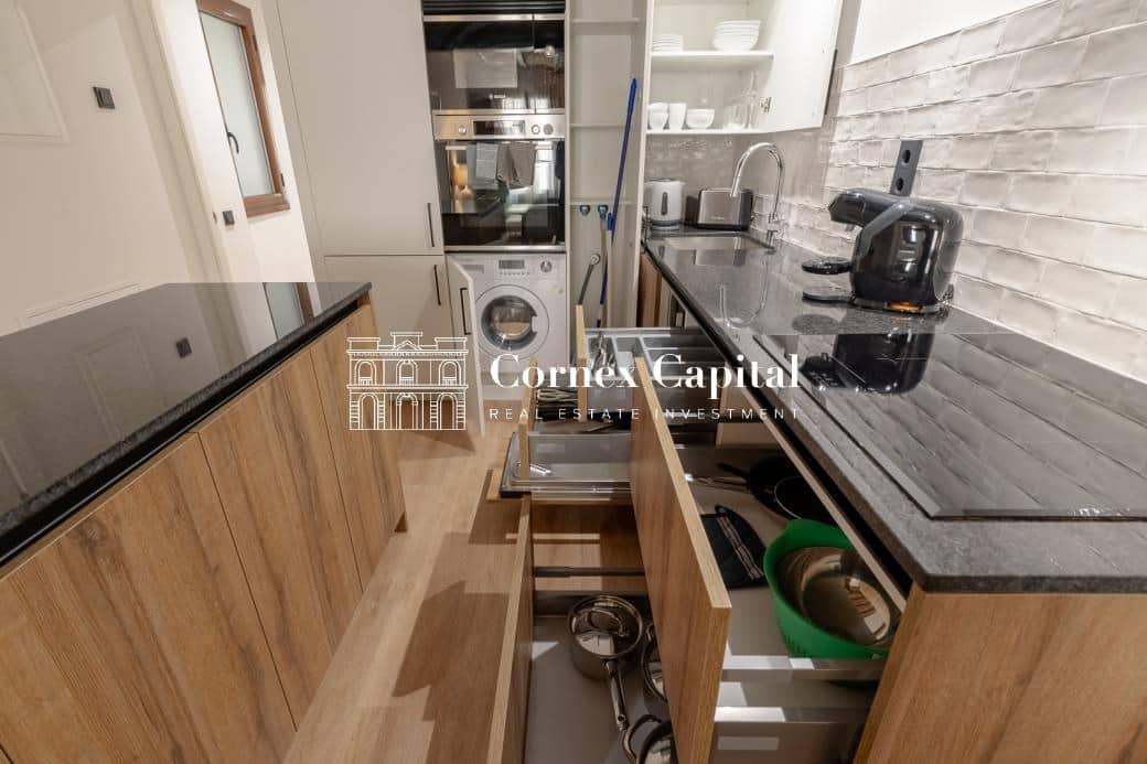 2 soveværelse Lejlighed til salg i Barcelona by - € 454.000 (Ref: 9619072)