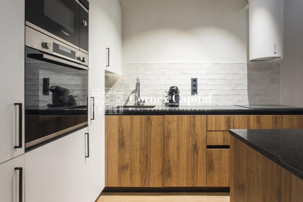 2 bedroom Apartment for sale in Barcelona city - € 454,000 (Ref: 9619072)