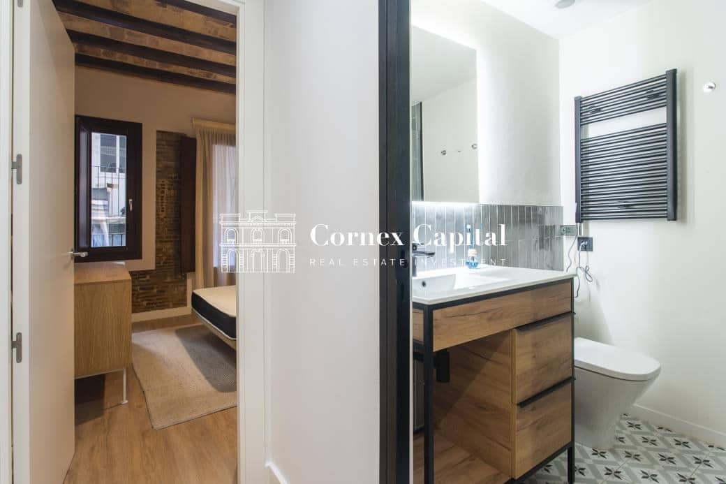 2 bedroom Apartment for sale in Barcelona city - € 454,000 (Ref: 9619072)