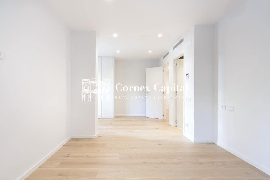 5 bedroom Apartment for sale in Barcelona city with garage - € 2,400,000 (Ref: 9619075)