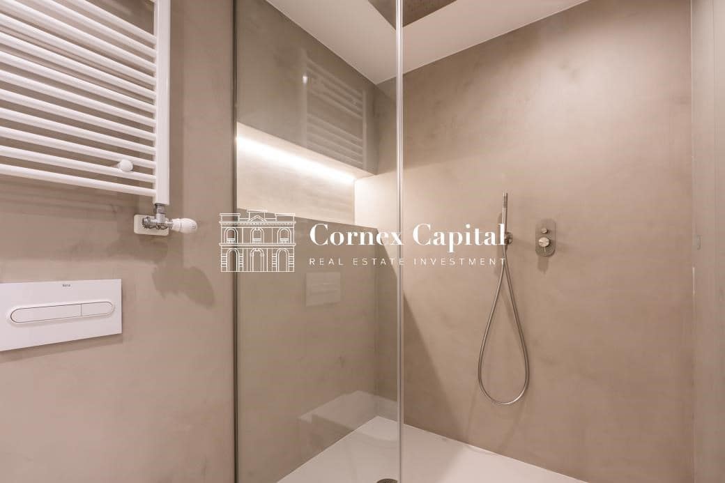 5 bedroom Apartment for sale in Barcelona city with garage - € 2,400,000 (Ref: 9619075)