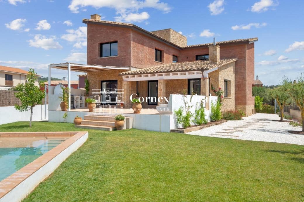 4 chambre Villa/Maison à vendre à Vall-llobrega avec piscine garage - 1 095 000 € (Ref: 9625399)