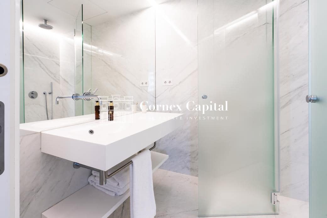 Apartamento de 3 habitaciones en Barcelona ciudad en venta con piscina garaje - 2.204.422 € (Ref: 9634070)