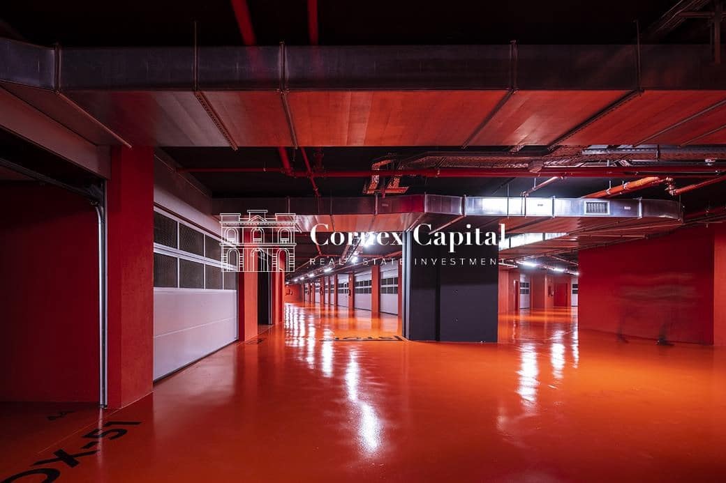 3 soverom Leilighet til salgs i Barcelona by med svømmebasseng garasje - € 3 269 872 (Ref: 9634073)