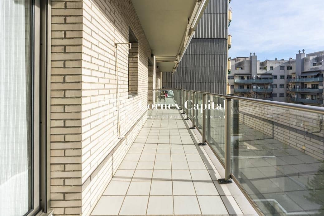 Apartamento de 3 habitaciones en Barcelona ciudad en venta con garaje - 680.000 € (Ref: 9637234)